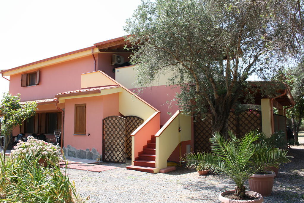 Casa L' Antico Ulivo Apartman Iglesias Kültér fotó
